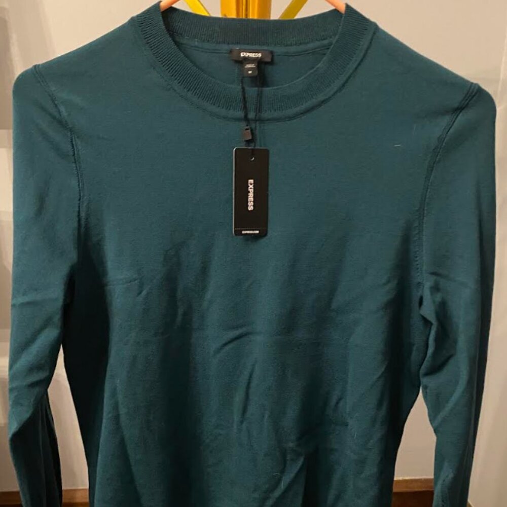Express Green Top